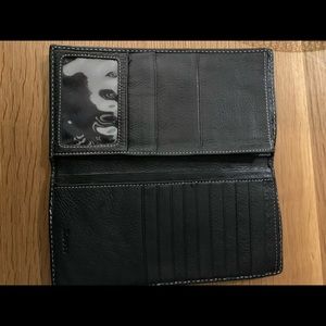 Roots Travel Wallet